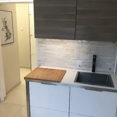Apartament Aleja Swietej Anny Apartment