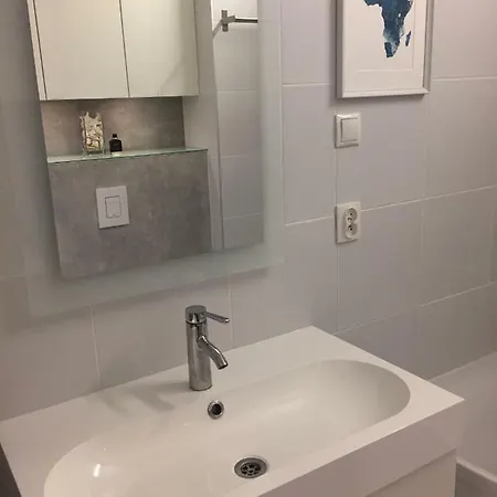 Apartament Aleja Swietej Anny Apartment